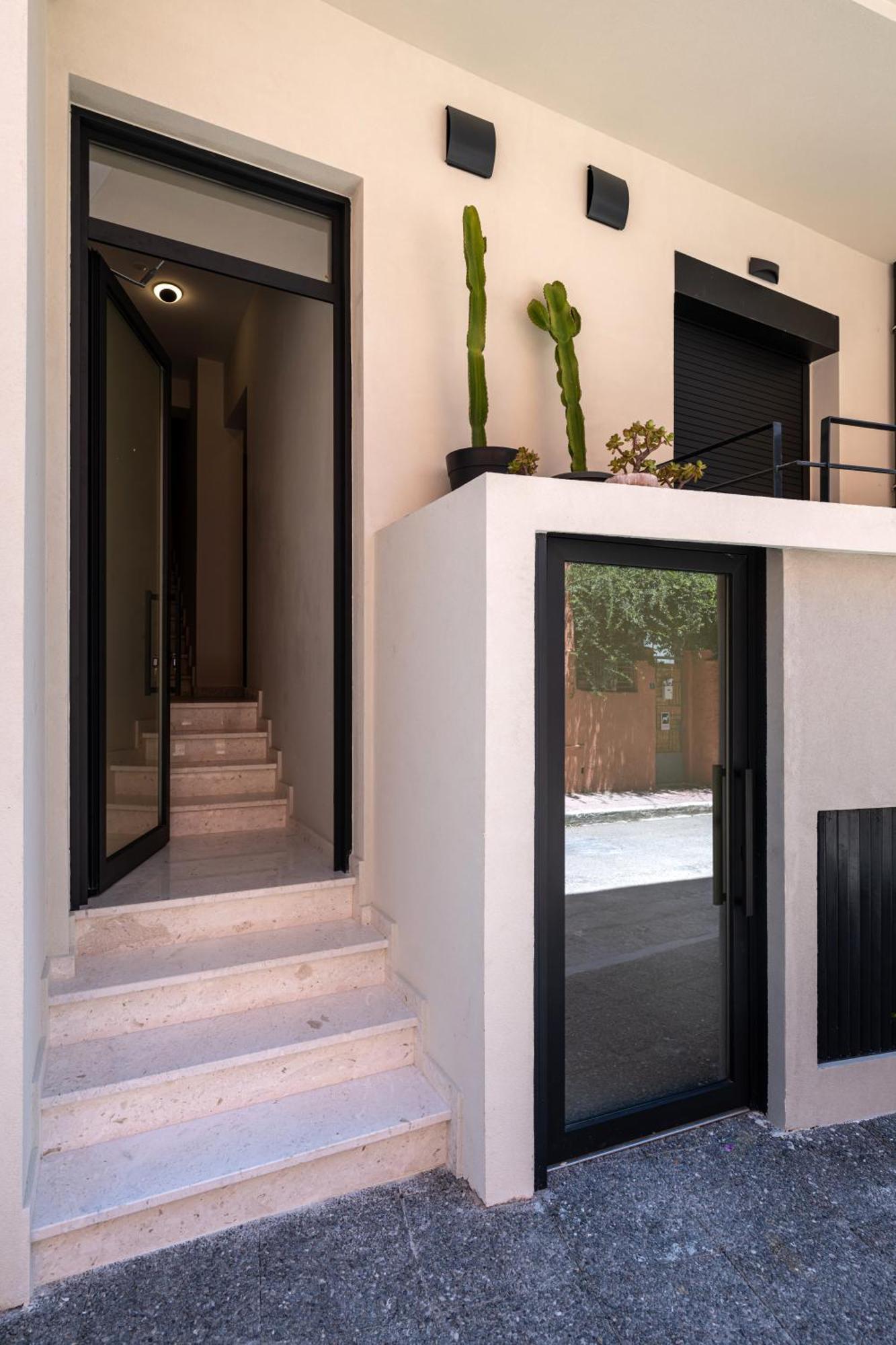 Asklipiou Cube - Kalamata Mediterranean Suites Exterior photo