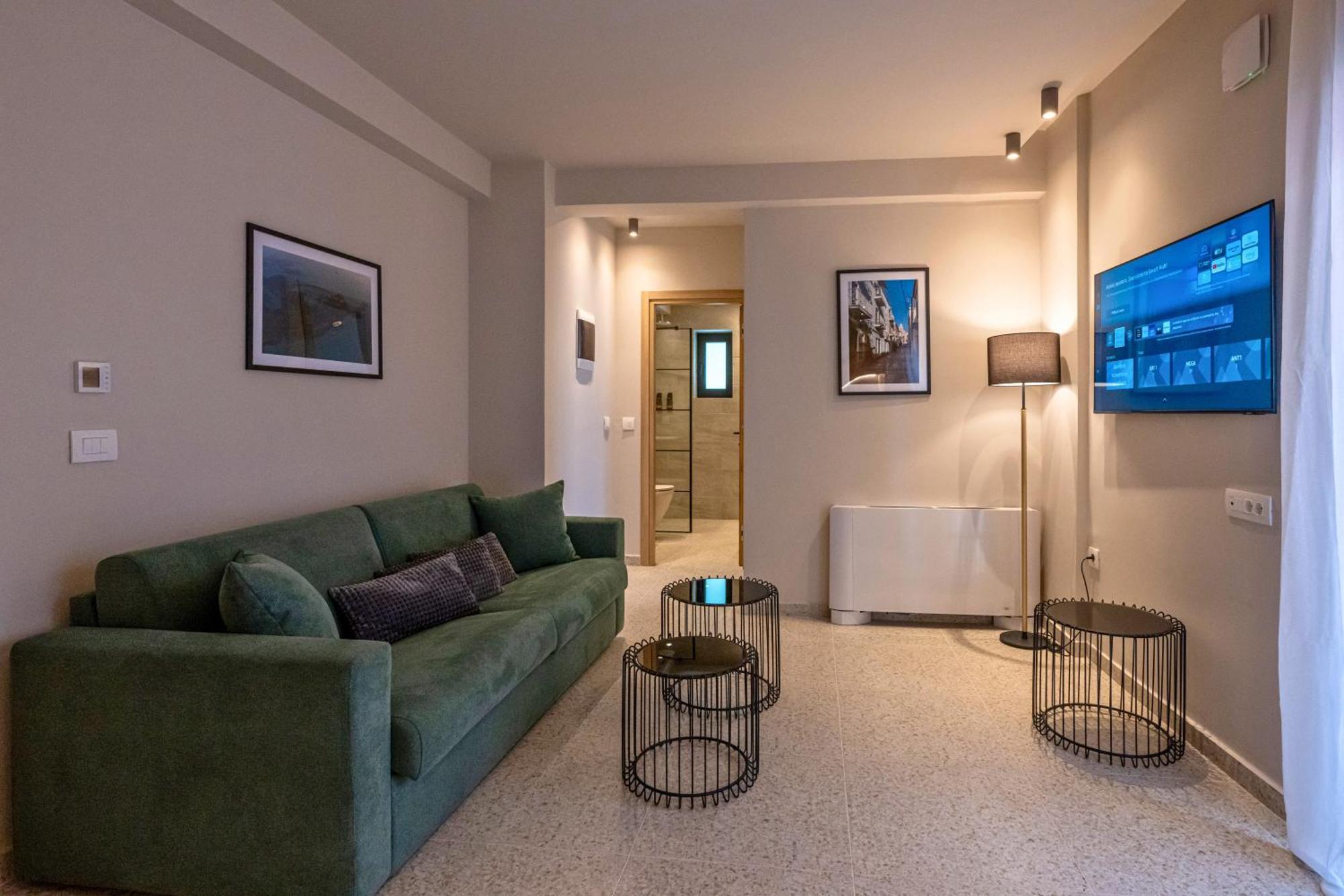 Asklipiou Cube - Kalamata Mediterranean Suites Exterior photo